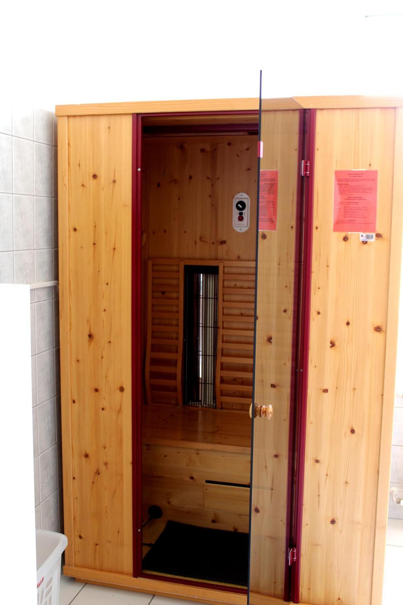 קסזטלי Hotel Ovit מראה חיצוני תמונה