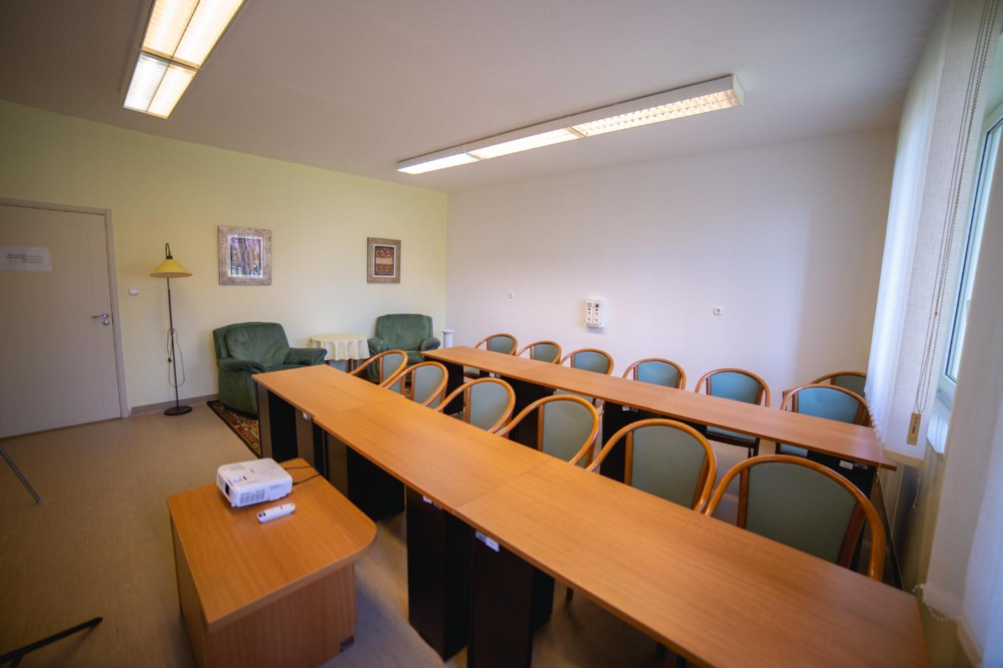 קסזטלי Hotel Ovit מראה חיצוני תמונה