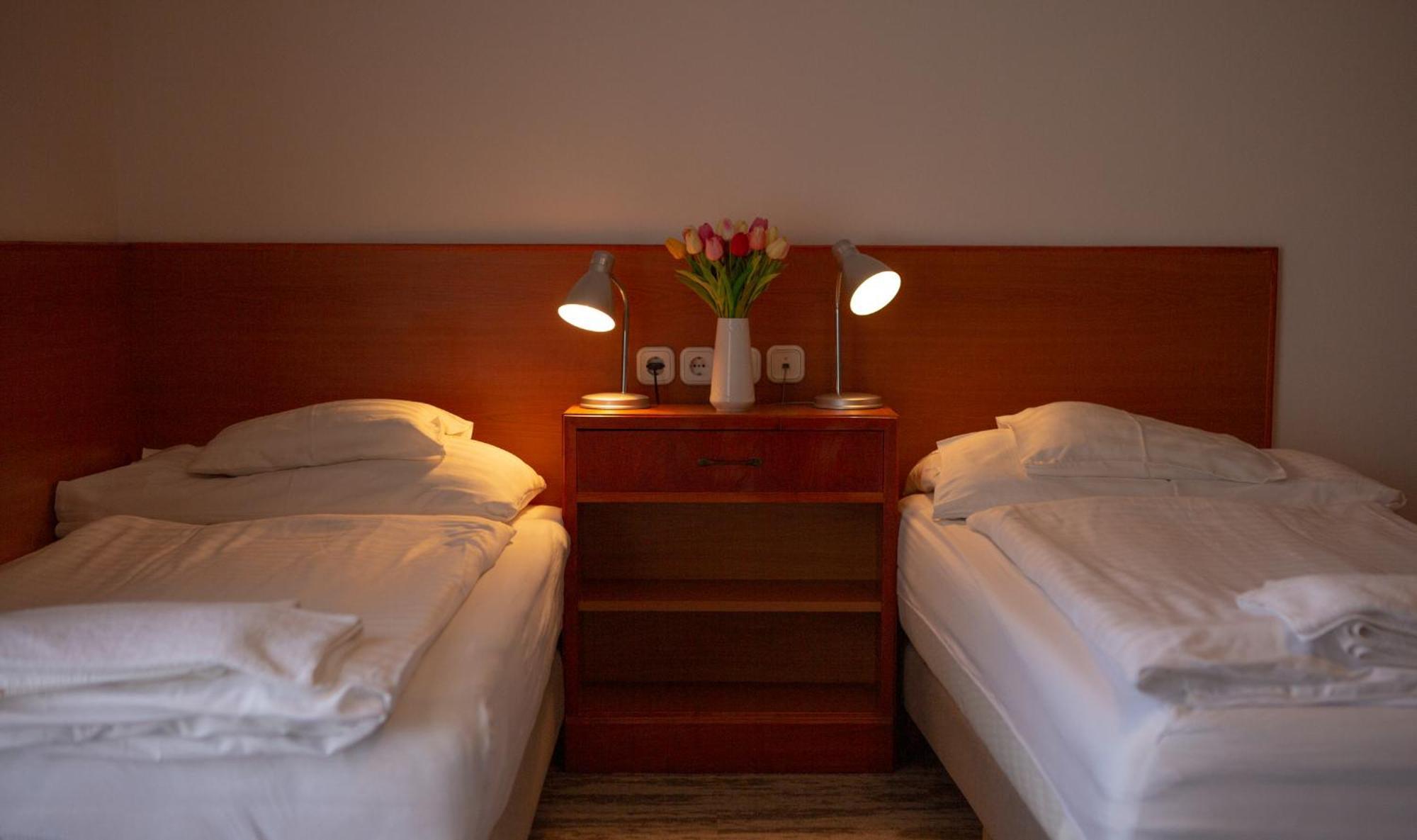 קסזטלי Hotel Ovit מראה חיצוני תמונה